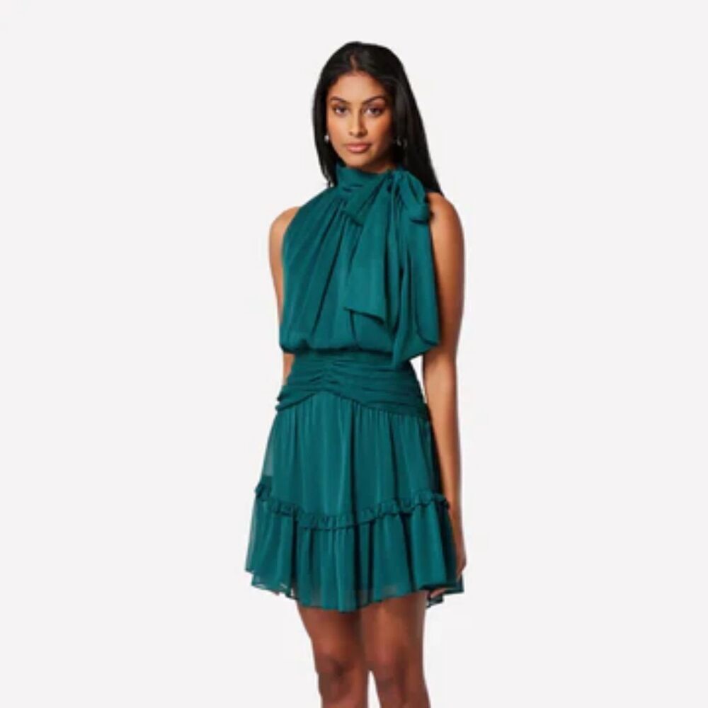 Elliatt Kavalo Halter Mini Dress - Picture 3 of 16